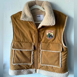 Elodie Retro Faux Shearling Lined Vest with Discovery patch sz XS